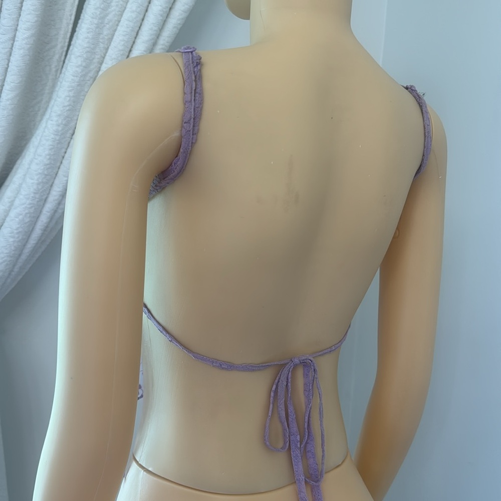 Edikted Lavender Lace YK2 open back Crop Top Sz M - Picture 5 of 7
